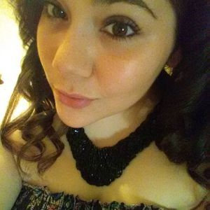 Meet your Posher, Candice